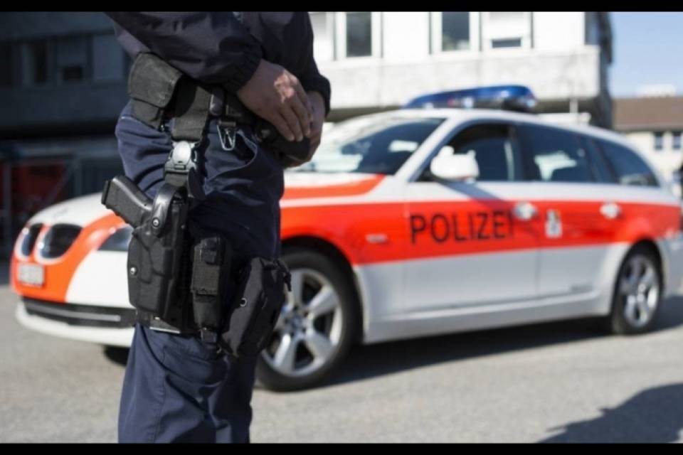 Canton Argovia: vasta operazione di polizia, 13 arresti