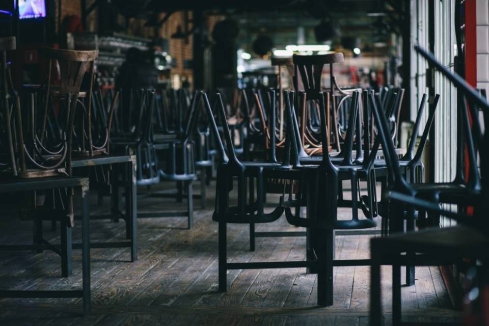 Via libera formale, il 18 maggio riaprono ristoranti e negozi