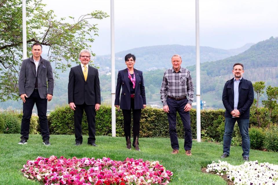 Nella foto: da sinistra a desta Franco Voci (Vice Sindaco), Tullio Crivelli (Sindaco), Roberta Passardi (Municipale), Francesco Giudici (Municipale) e Lorenzo Montini (Municipale)