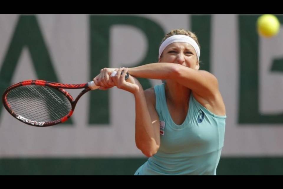 Timea Bacsinszky agli ottavi