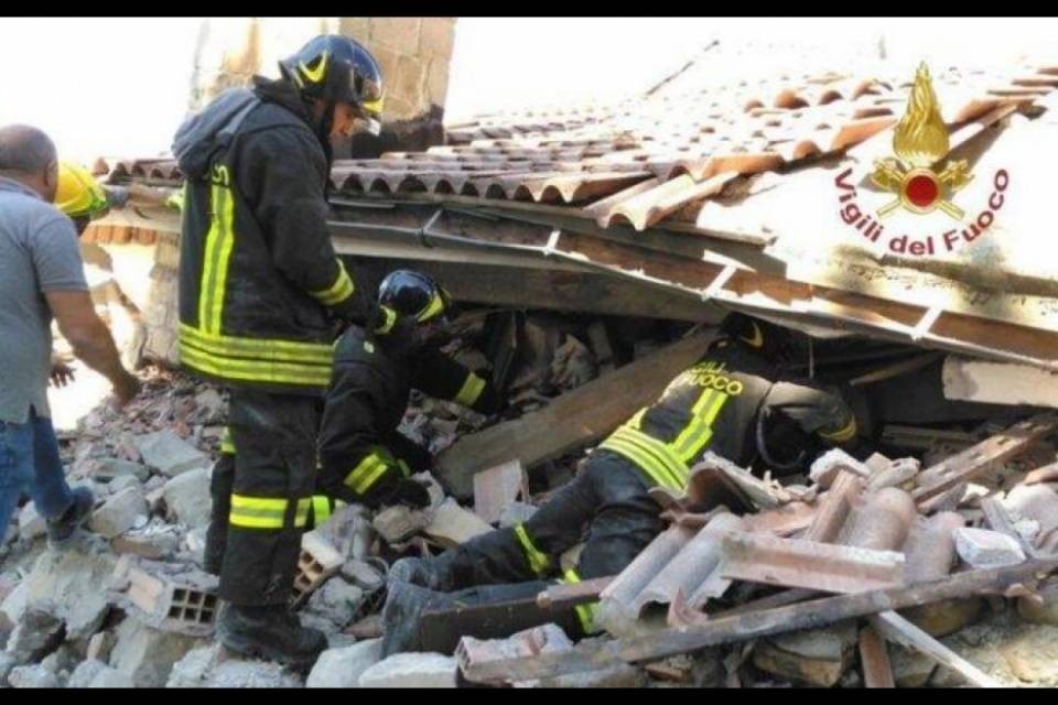 Il bilancio si aggrava: 247 morti
