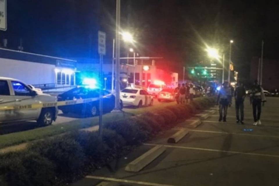 Sparatoria in Alabama, 7 ragazzi feriti