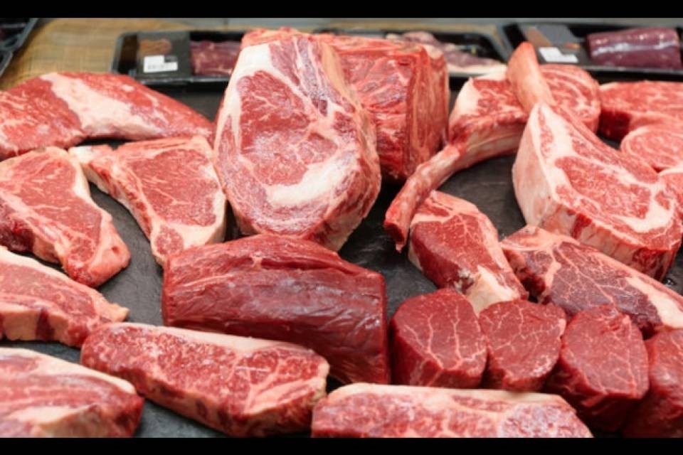 Consumo di carne continua a ridursi in Svizzera