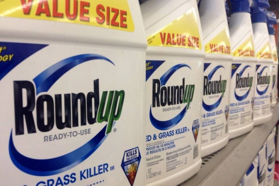 Schiaffo a Bayer-Monsanto per il diserbante