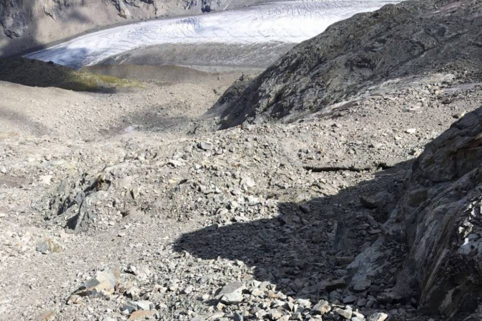 Pitz Morteratsch, travolti due alpinisti italiani