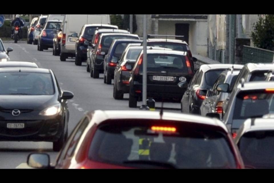 Traffico in tilt a Bioggio