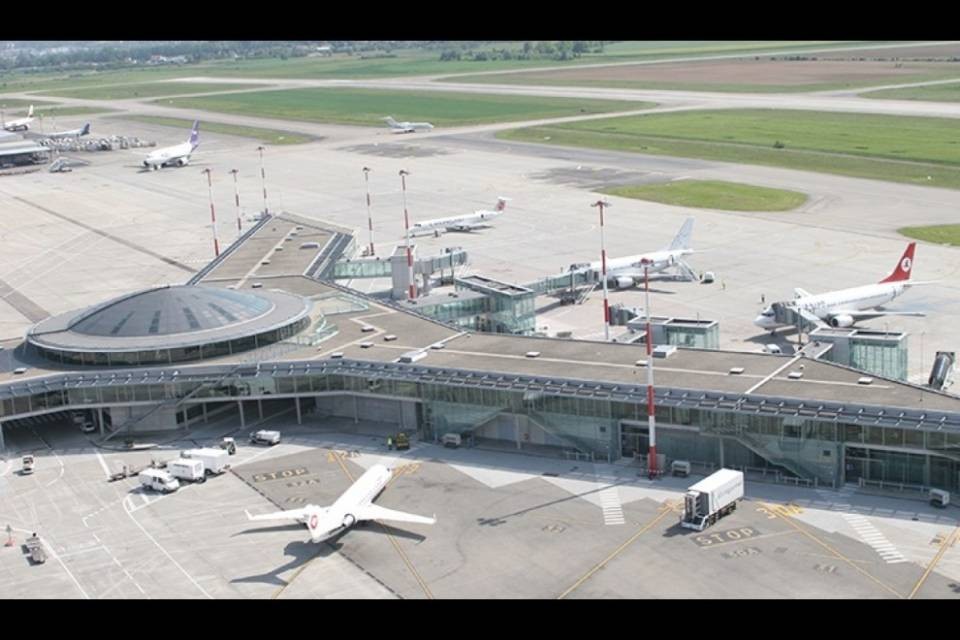 Nuova compagnia low cost: "Creeremo 5000 impieghi"