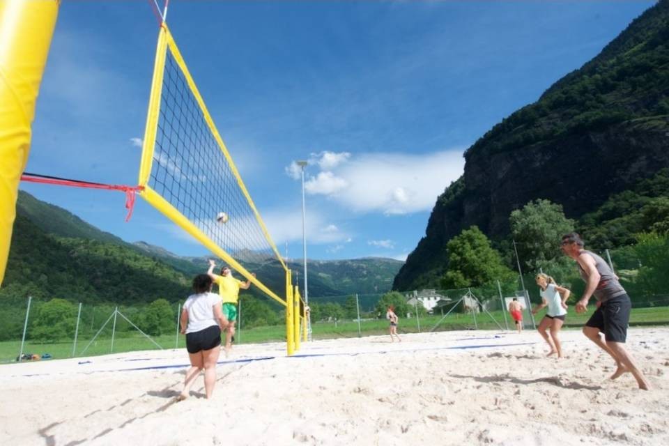Tre giorni di beach volley a Dongio