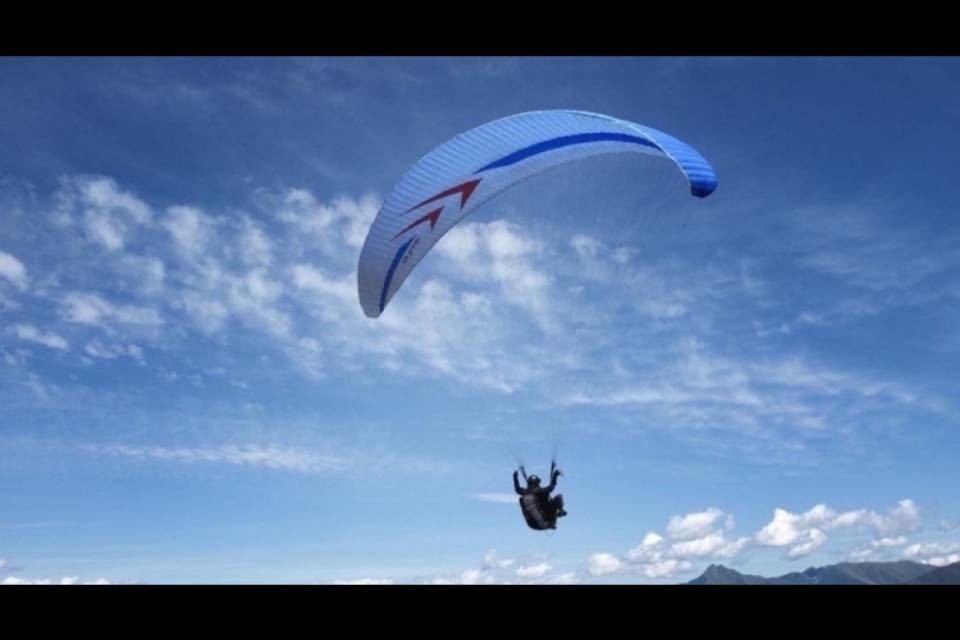 Muore un parapendista in Appenzello Interno