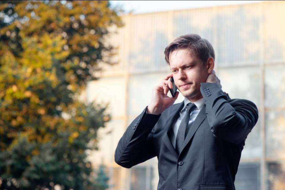 "Per il momento il telefonino non è ritenuto cancerogeno"