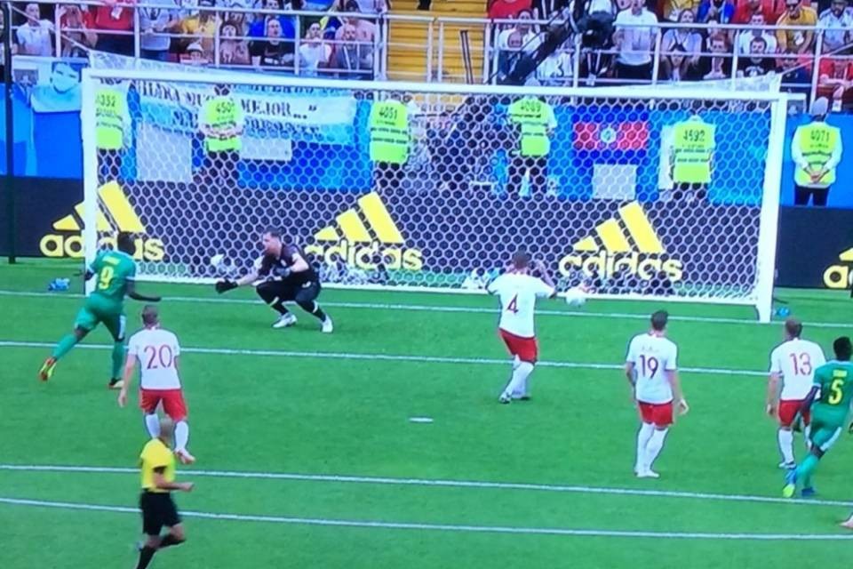 N'Diaye fa il fenomeno e il Senegal sorprende la Polonia