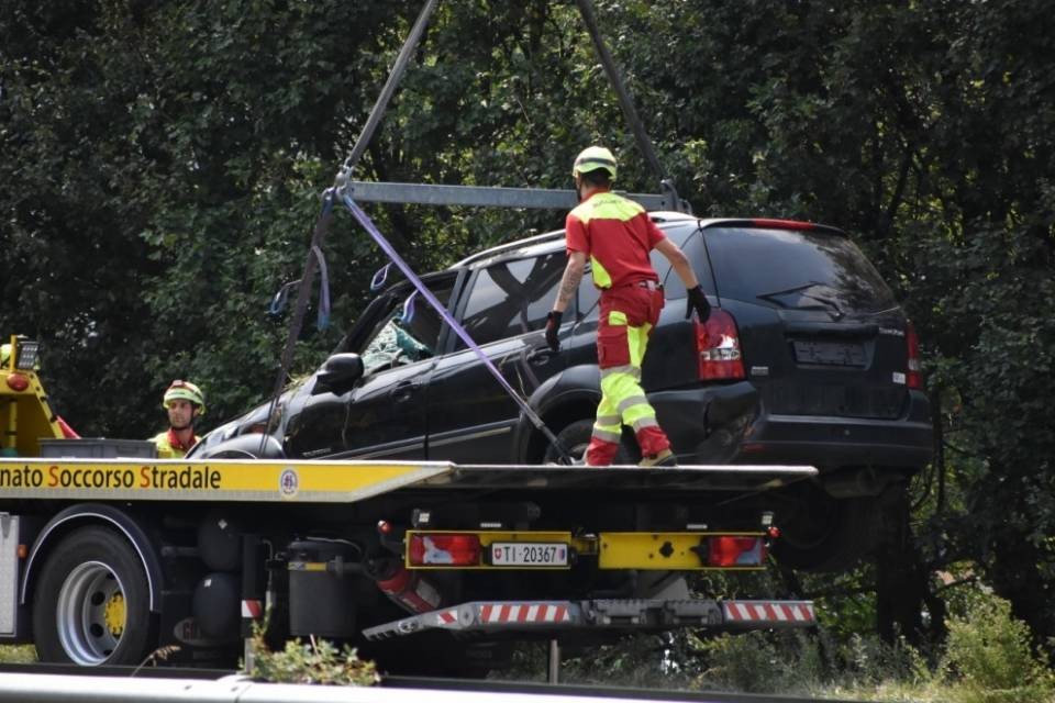 Incidente sulla A2 causa forti disagi al traffico
