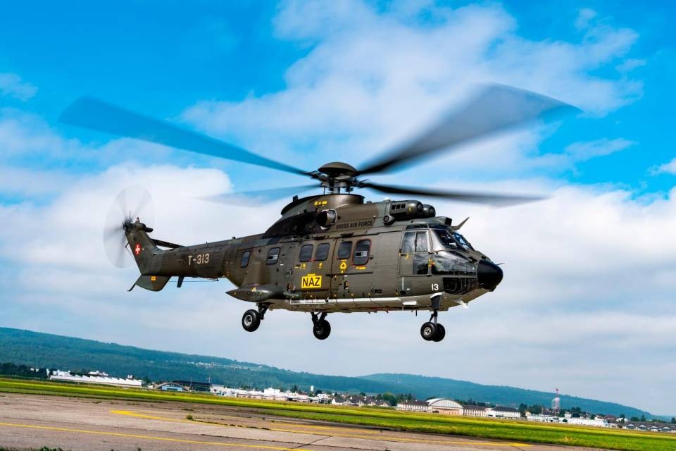 Il Super Puma utilizzato per le misurazioni (FOTO UFPP)
