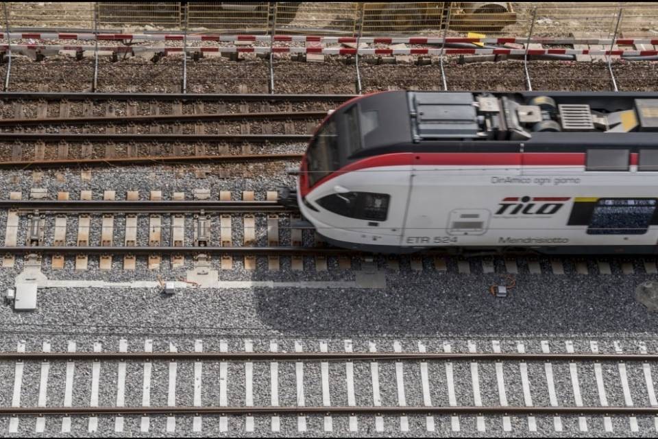 Guasto sulla linea, treni fermi da Chiasso a Bellinzona