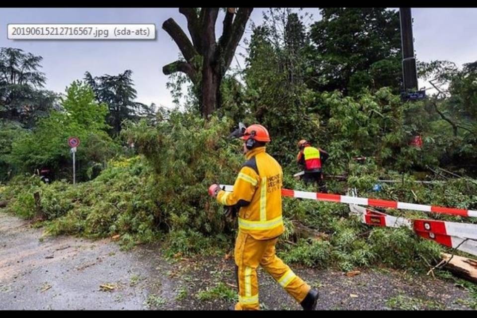 Follie meteo nel canton Ginevra, grandine come palline da golf