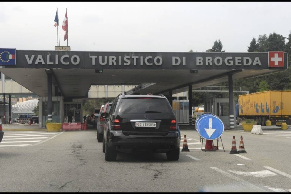 Sequestrati 39'500 euro a Brogeda