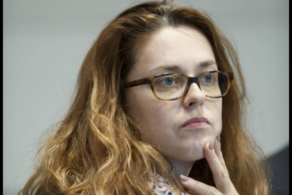 Segretaria condannata, "perché non è stata licenziata?"
