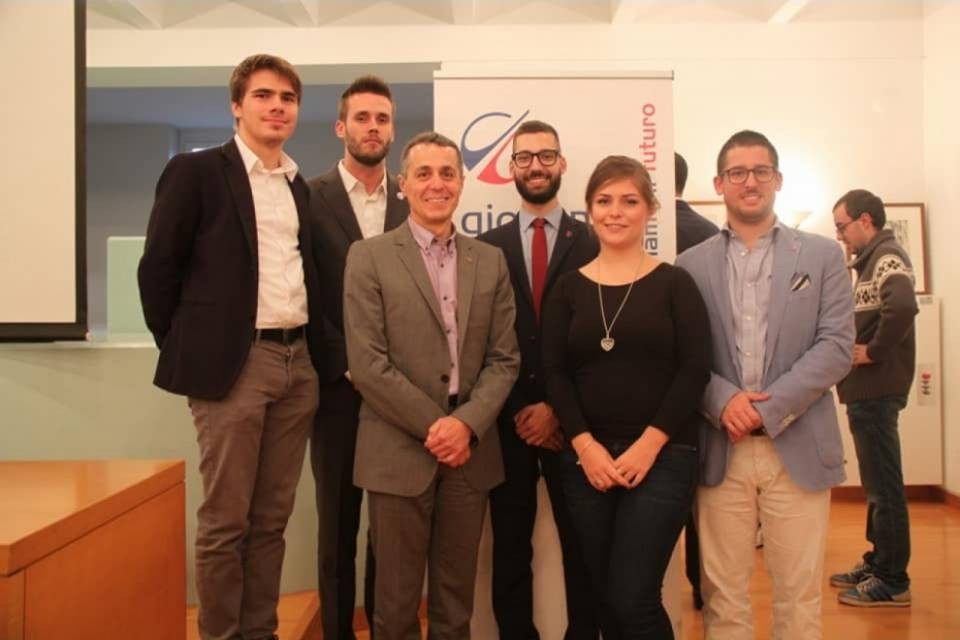 Prima i nostri, "Prima investiamo sulla formazione"