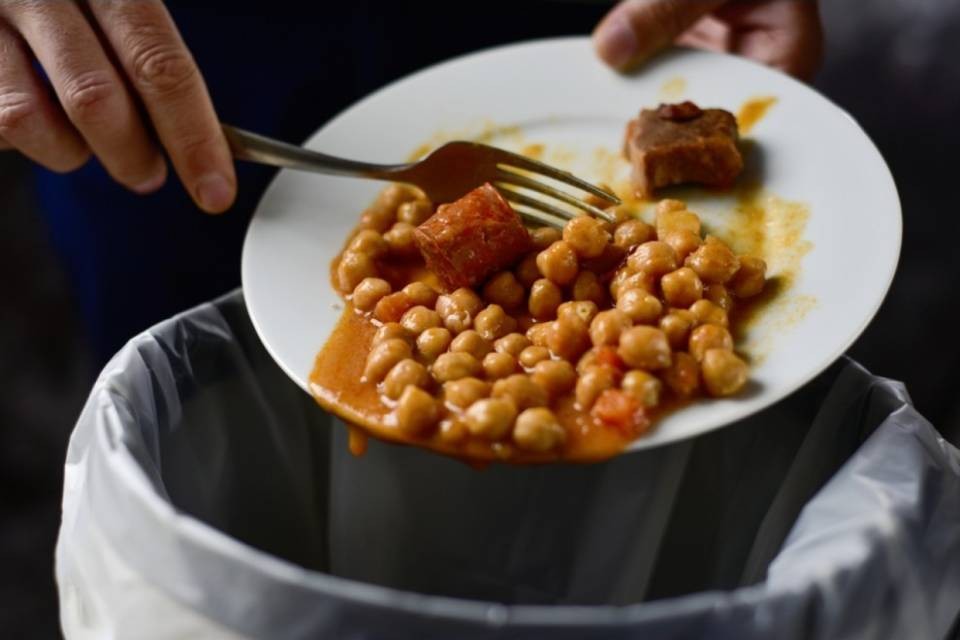 In Svizzera si getta il 25% del cibo ancora buono