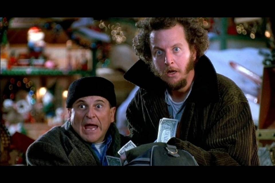 A Natale non tutti sono più buoni: il decalogo per evitare brutte sorprese