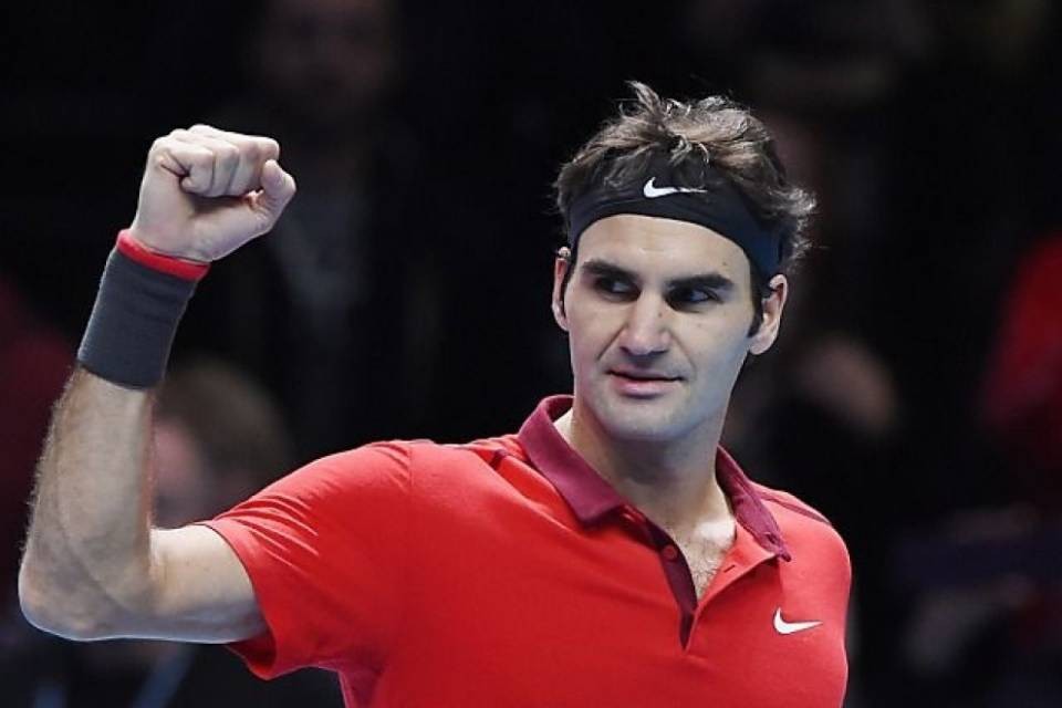 Federer si regala la semifinale