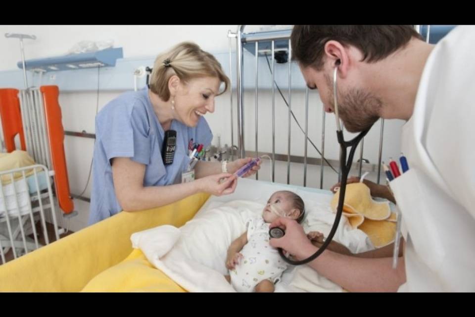 "La medicina pediatrica elvetica minacciata da Tarmed"