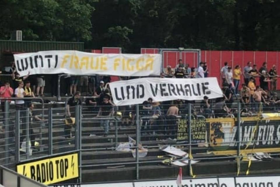 Divieti d'entrata allo stadio dopo lo striscione sessista