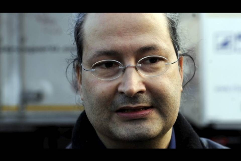 Carlo Coen - Una città senza negozi si spegne