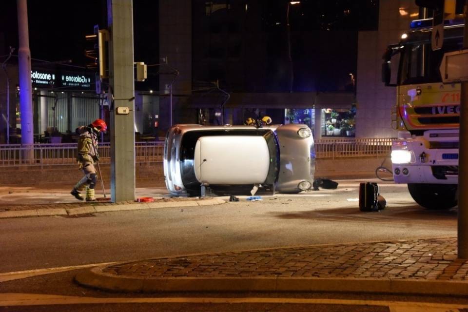 Si ribalta con la Mini a Breganzona