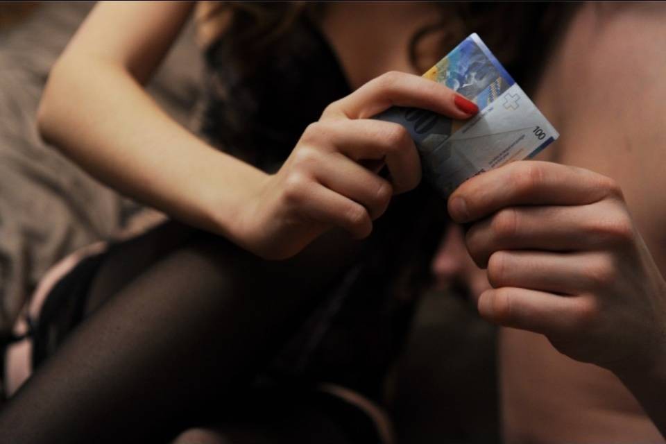 In Ticino serve "una carta etica a luci rosse"