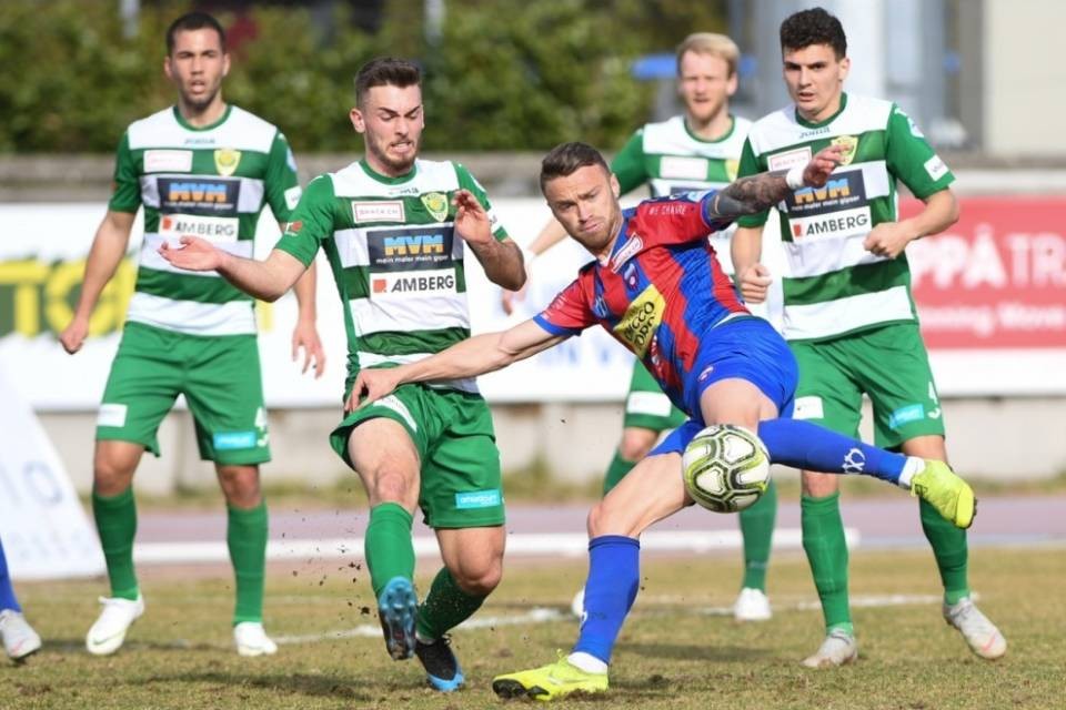 Chiasso beffato a Vaduz da un rigore discutibile di Gajic