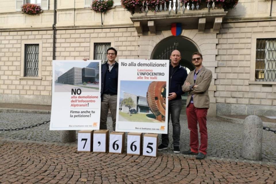 7'600 firme contro la demolizione dell'Infocentro