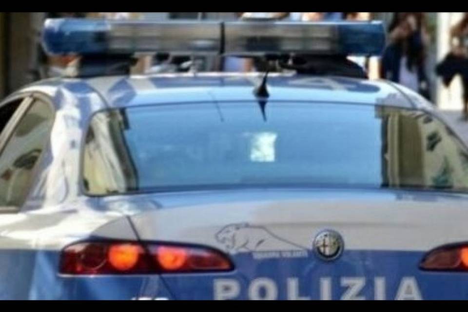 Smantellato traffico di droga tra Svizzera e Italia