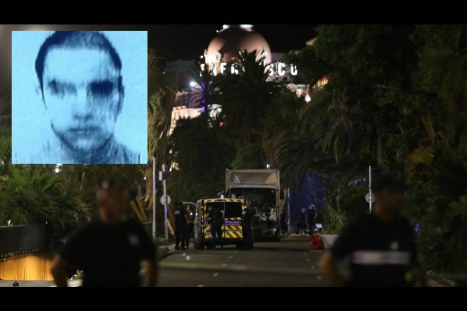 Nizza: l'attentatore si è finto fornitore di gelati