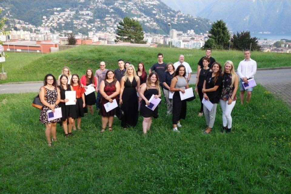 28 apprendisti diplomati all'EOC