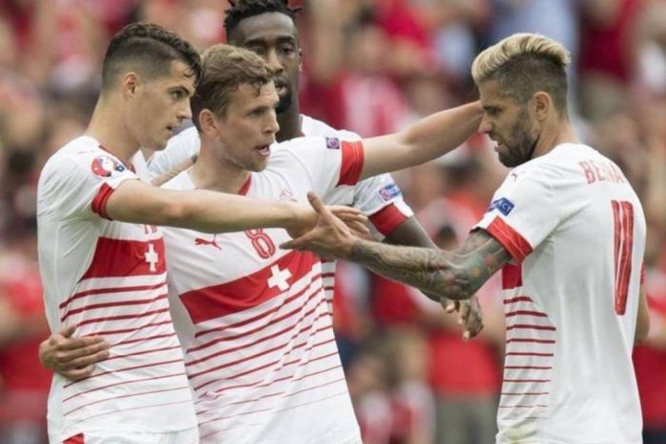 Out Frei, rientra Behrami