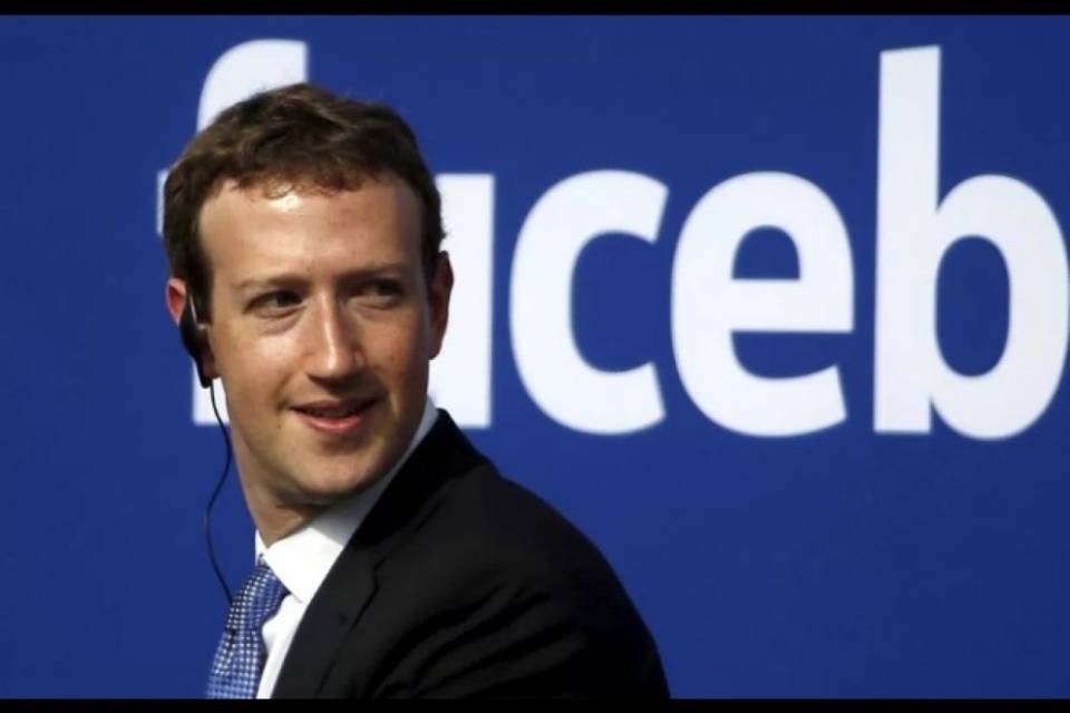 Mea culpa di Zuckerberg: "Riparerò i troppi errori"