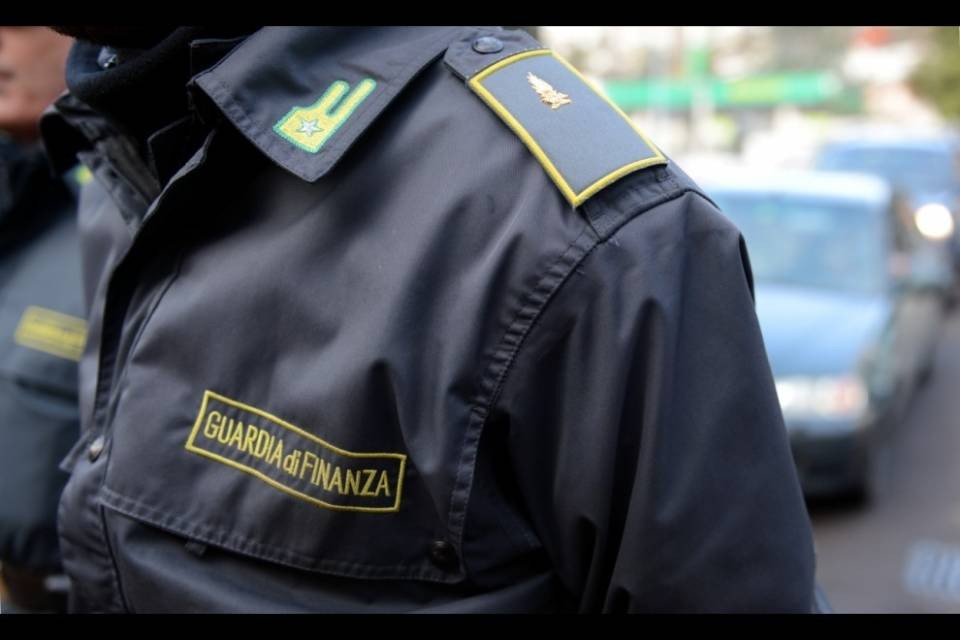 Sequestrati 1,4 miliardi di dollari diretti in Svizzera