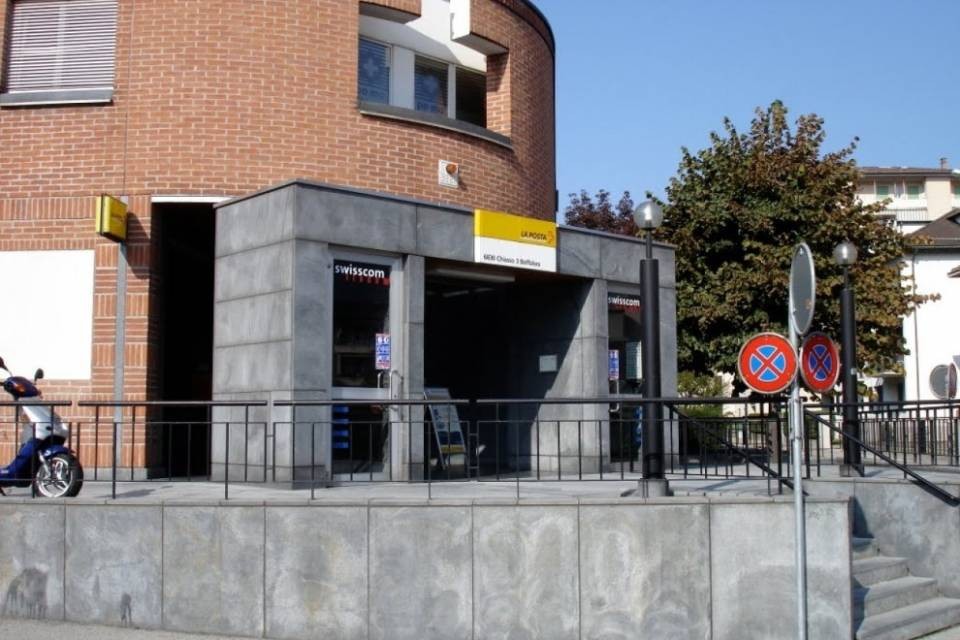 Chiasso, è il momento dell'agenzia postale