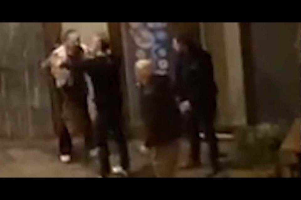"Scene di ordinaria follia a Molino Nuovo"