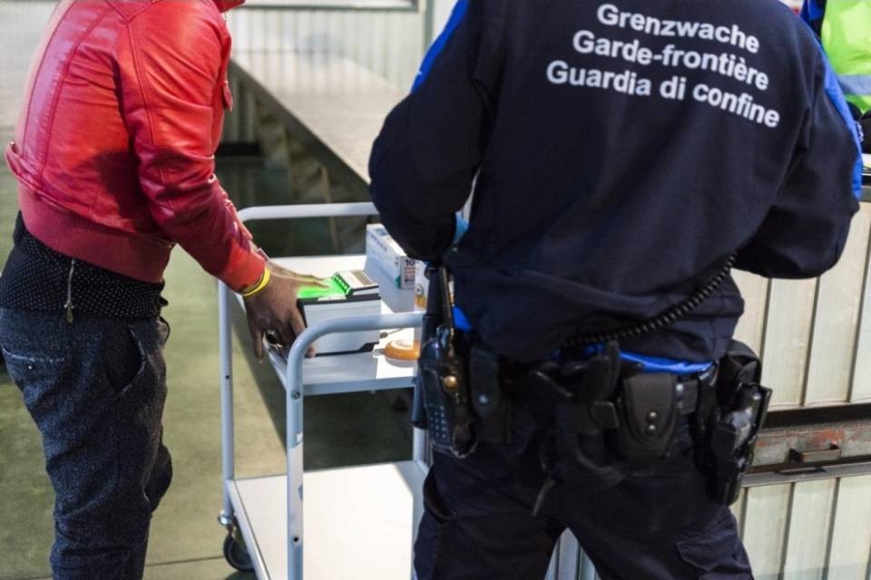 Meno domande d'asilo rispetto a un anno fa