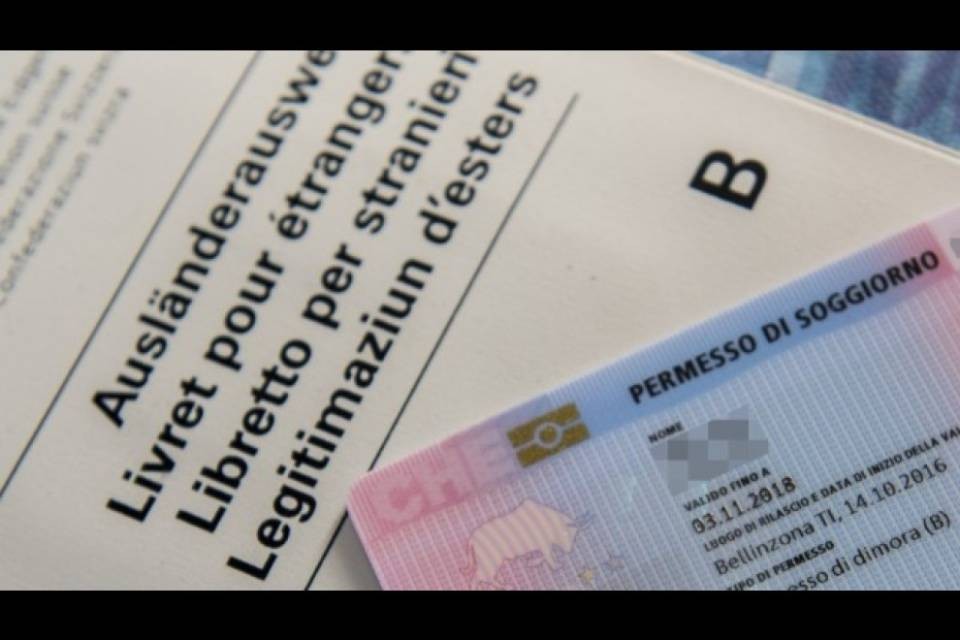 Frontaliere e spacciatore, permesso negato