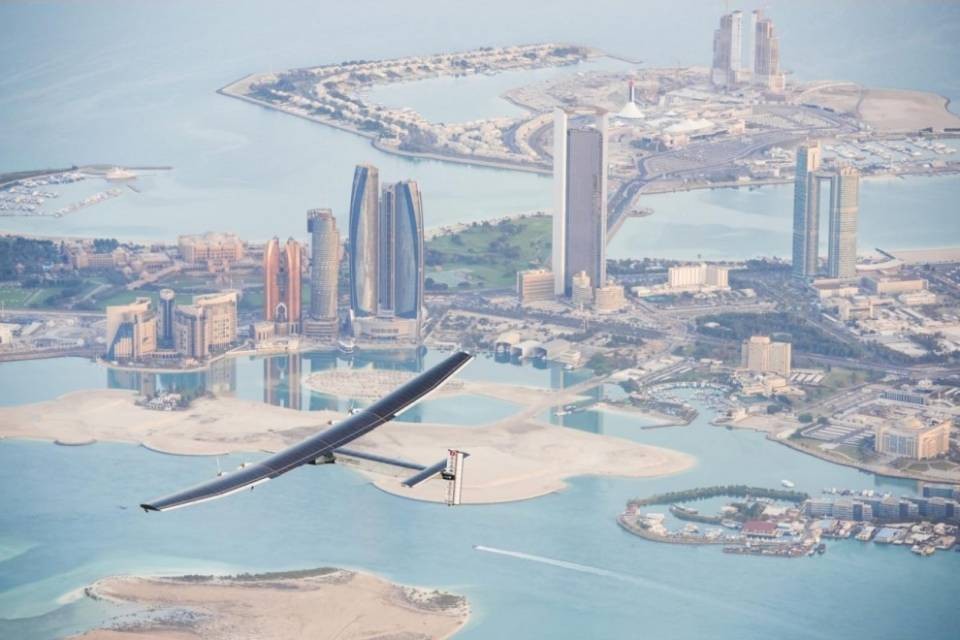 Solar Impulse decollato per ultima tappa giro del mondo