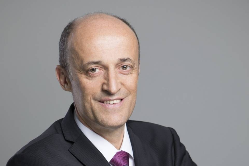 Marzio Grassi inizia la sua attività in Credit Suisse