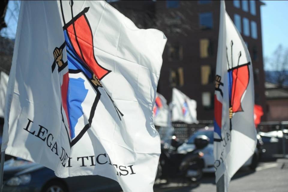 "Dichiarazioni gravissime: rinunci!"