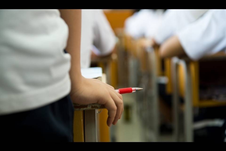 "Esperienze sensoriali strane", confermati 40 mesi a ex insegnante