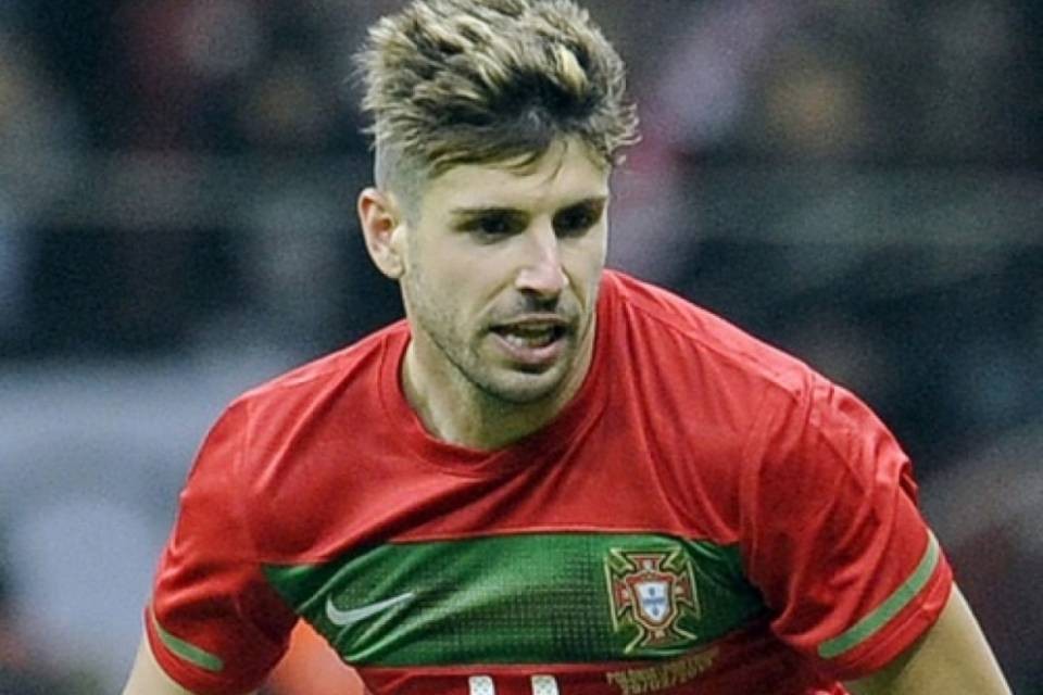 L'ex nazionale portoghese Miguel Veloso offerto al Lugano