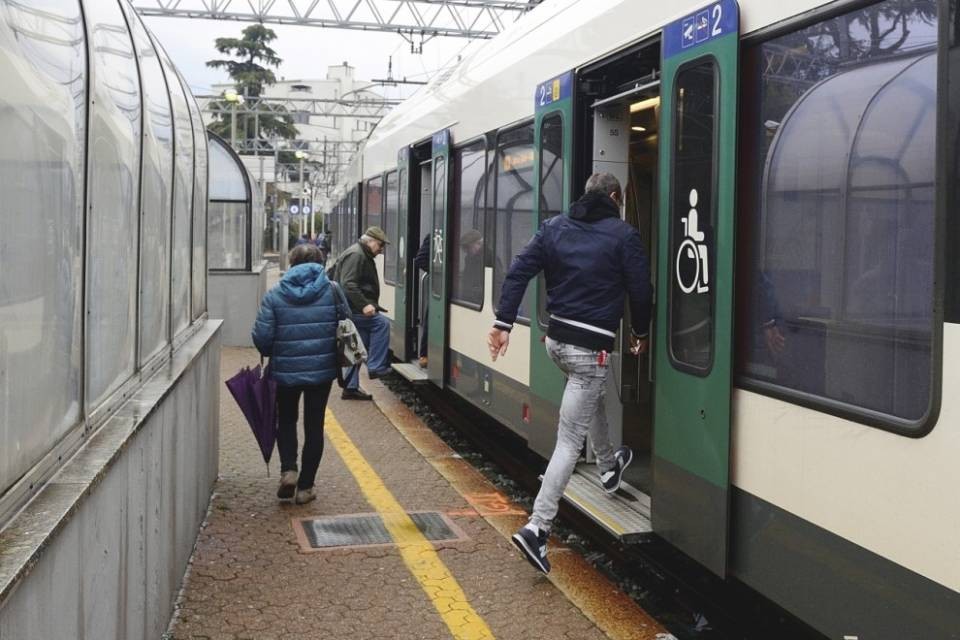 Stabio-Arcisate, stazioni italiane da incubo per i disabili?
