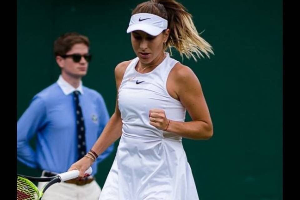 Belinda Bencic battuta a Wimbledon