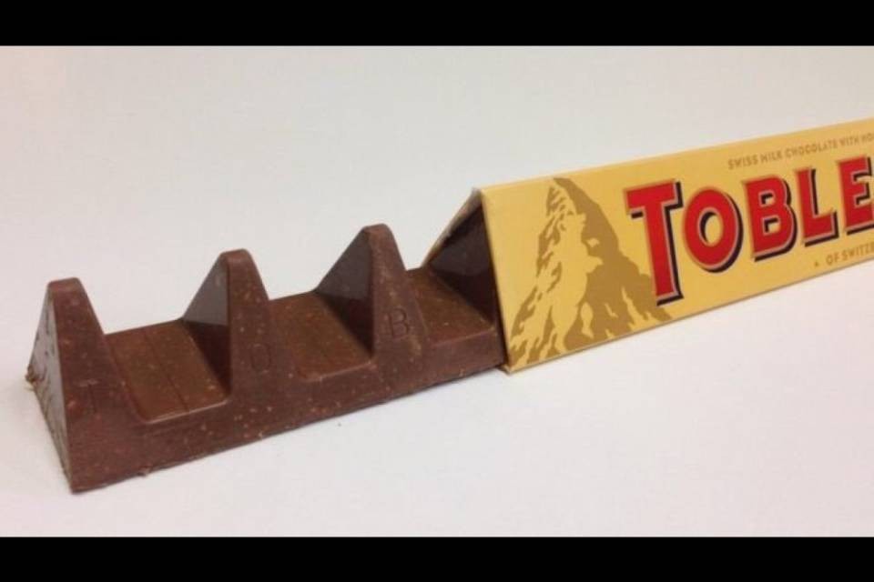Il Toblerone ha meno picchi in Inghilterra, scoppia la rivolta